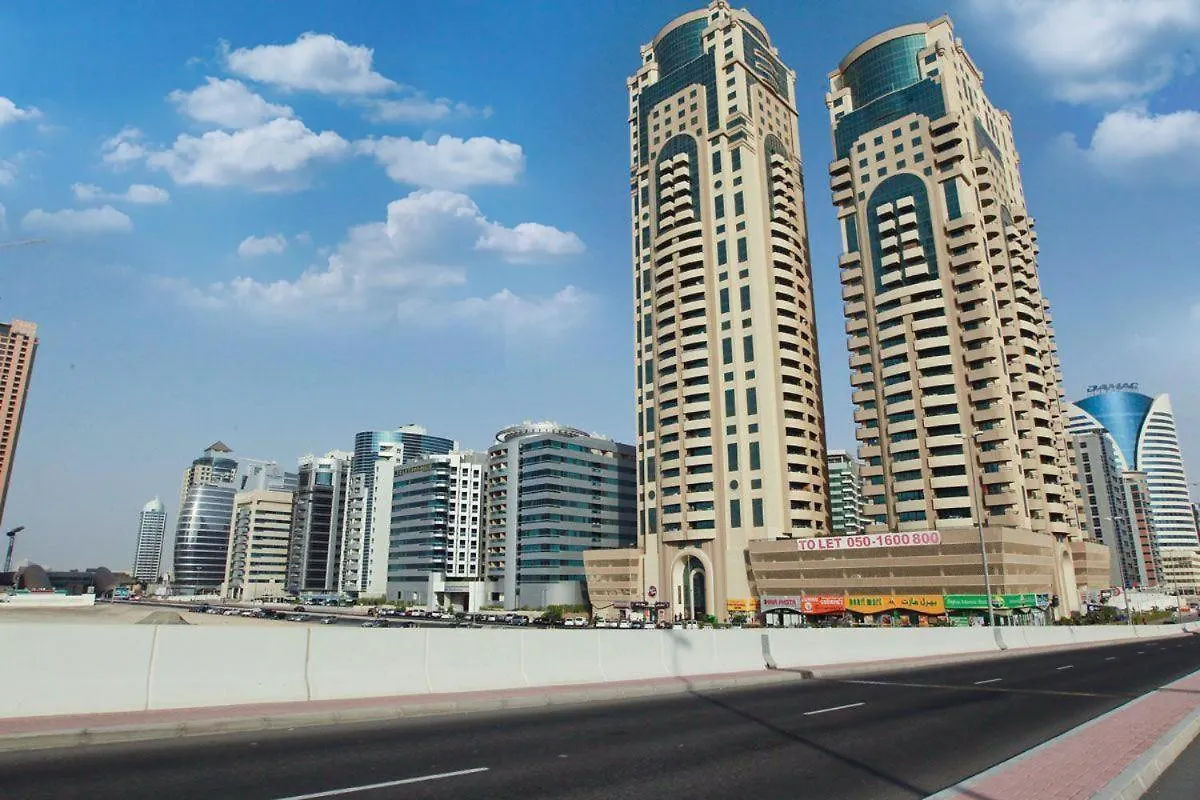 Homestay Atelier Partition Room In Tecom Near Internet City Metro Dubai