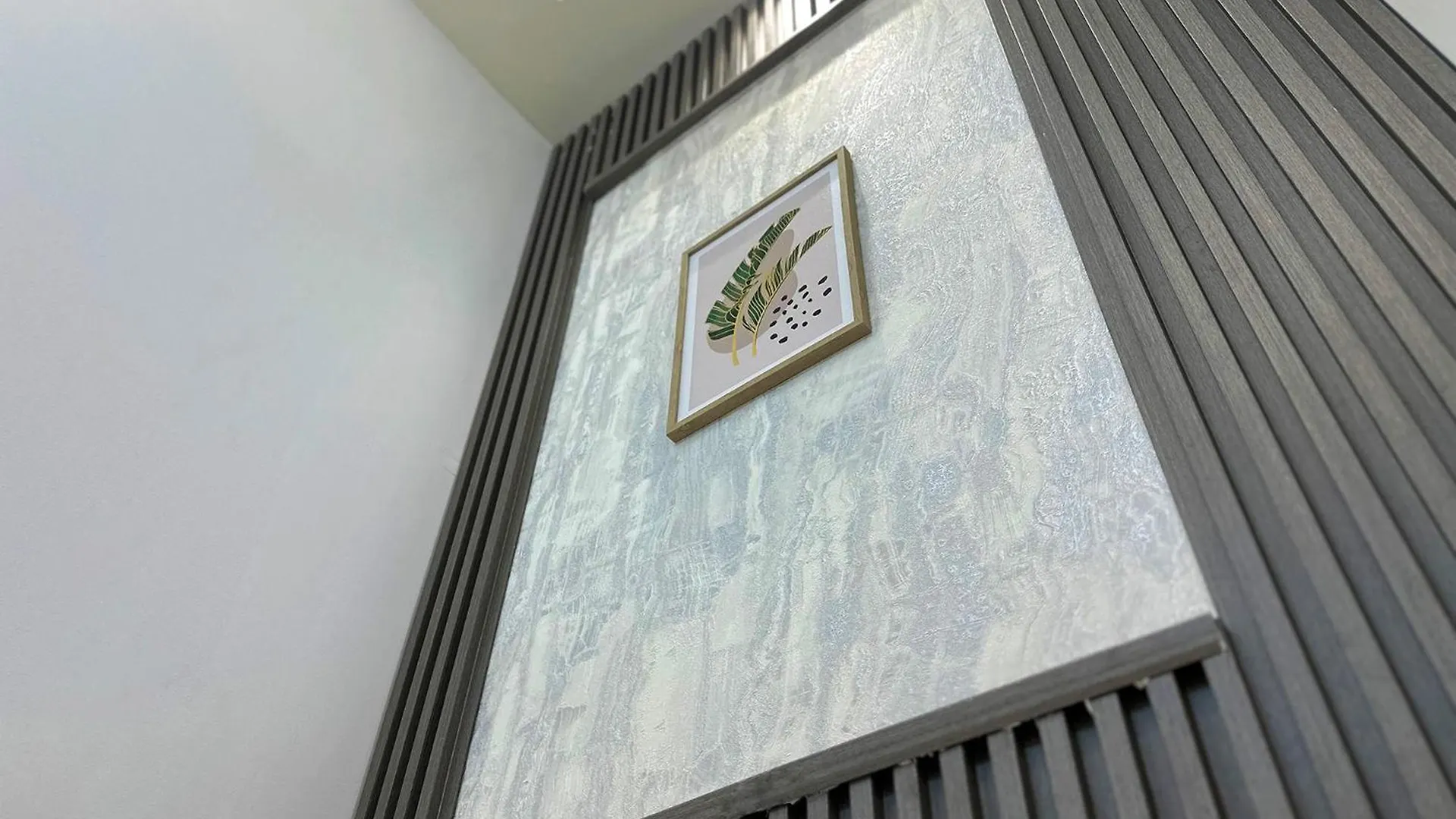 Atelier Partition Room In Tecom Near Internet City Metro Dubai 0*,