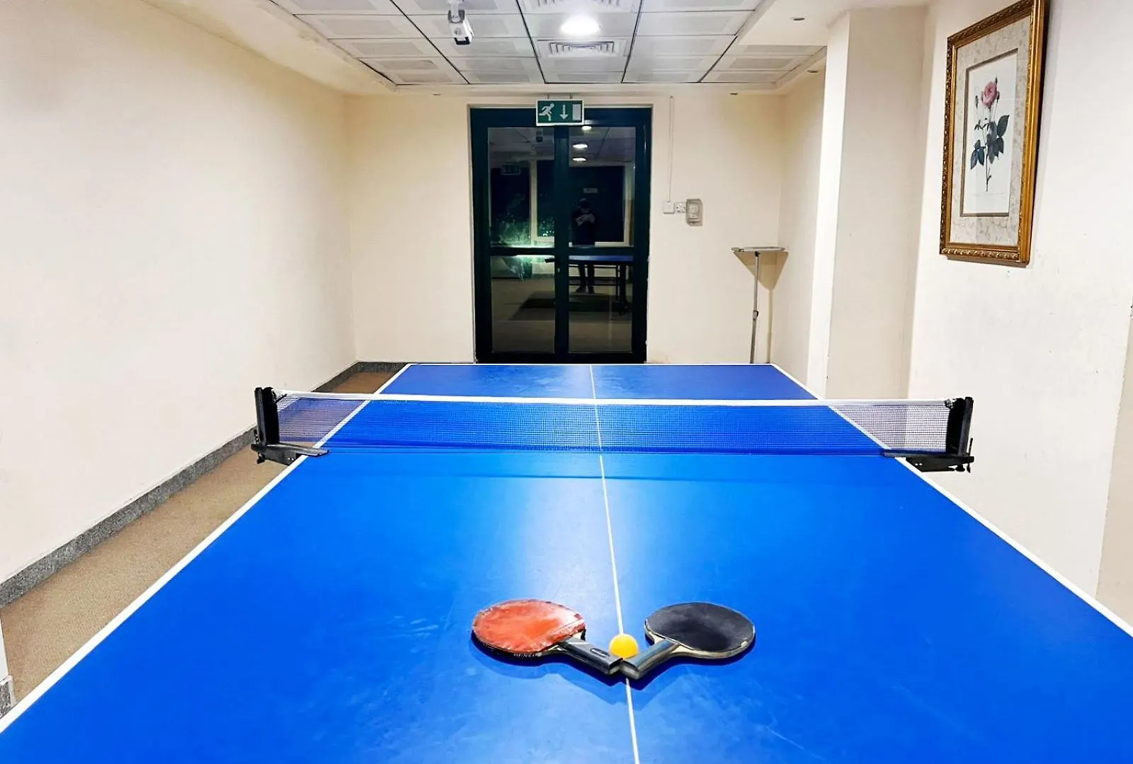 Atelier Partition Room In Tecom Near Internet City Metro Dubai Homestay